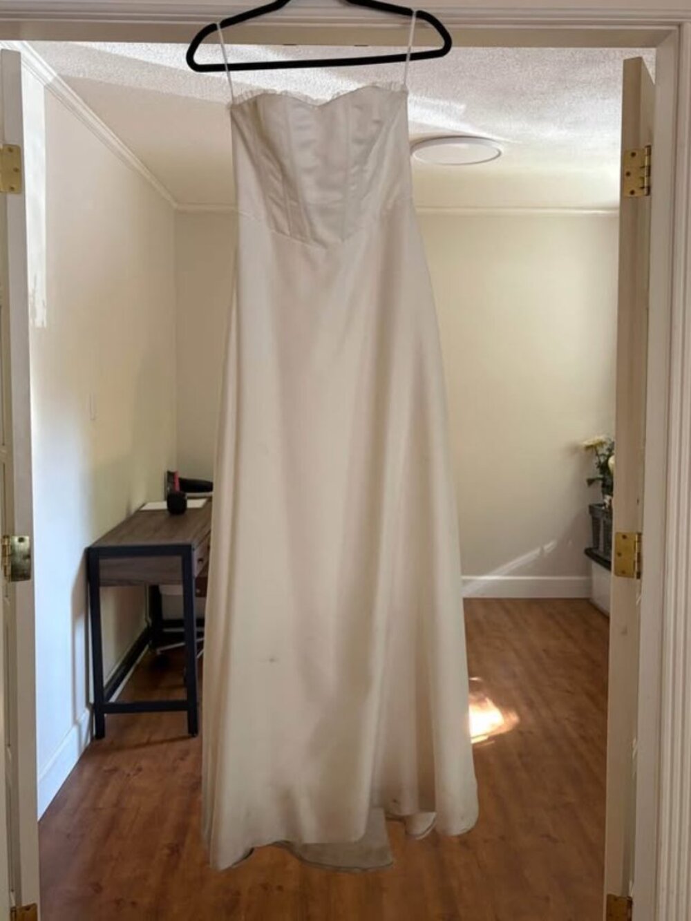 Lulus strapless A line wedding dress - XS/S